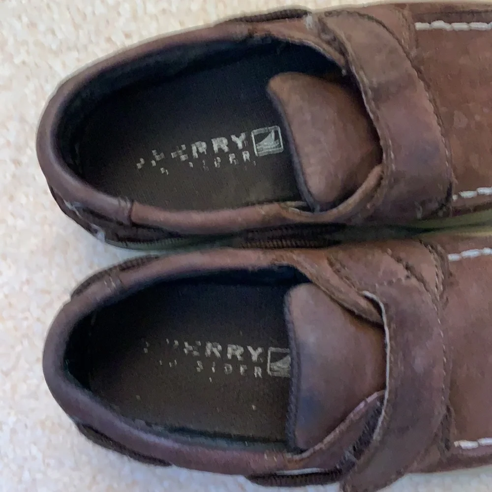 Sperry shoes for little boy